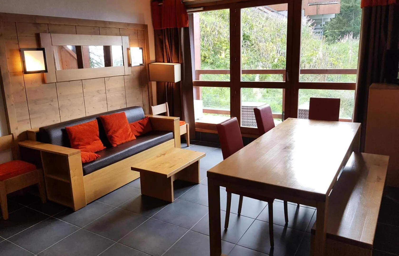 Residence Roc Belleface C - Appartement 3 Pieces 8 Personnes A Arc 1600 A Cote Des Pistes Et Des Commerces, Avec Acces Gratuit A La Piscine Et Au Sauna De Mae-1998 Les Arcs